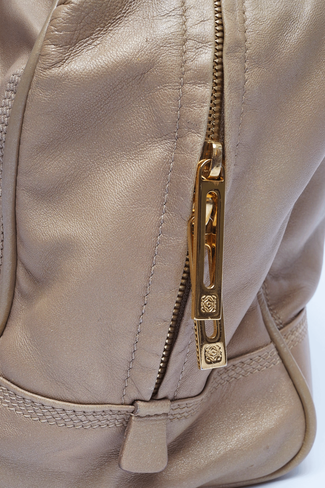 Amazona by JW Anderson