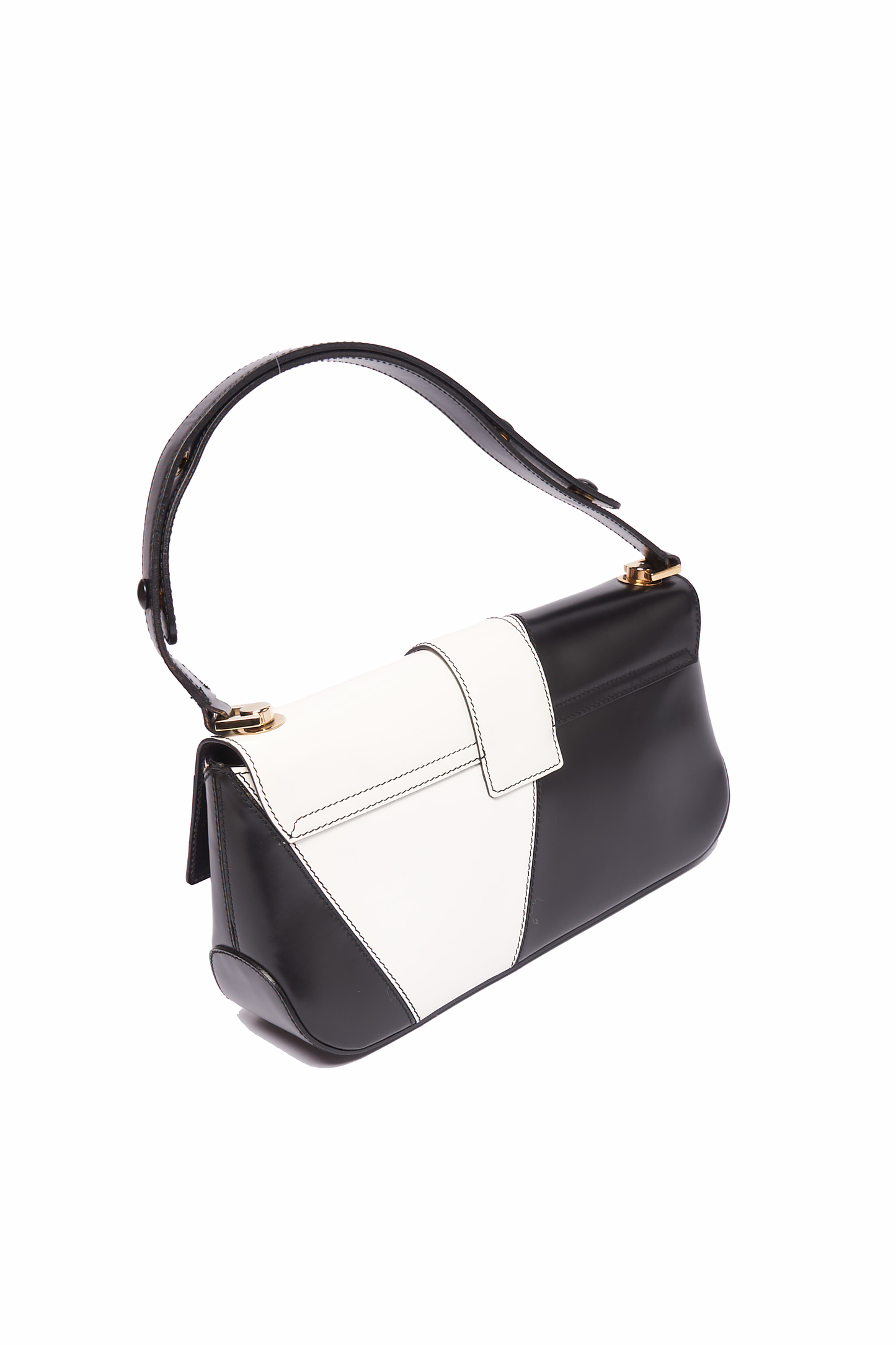 Gancini Black and white