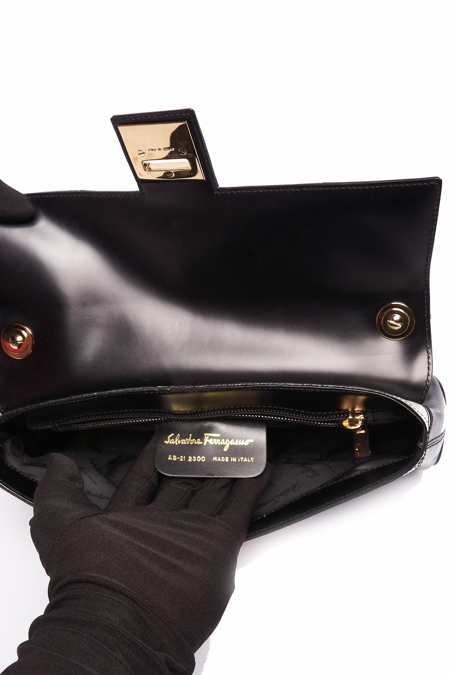 Gancini Black and white