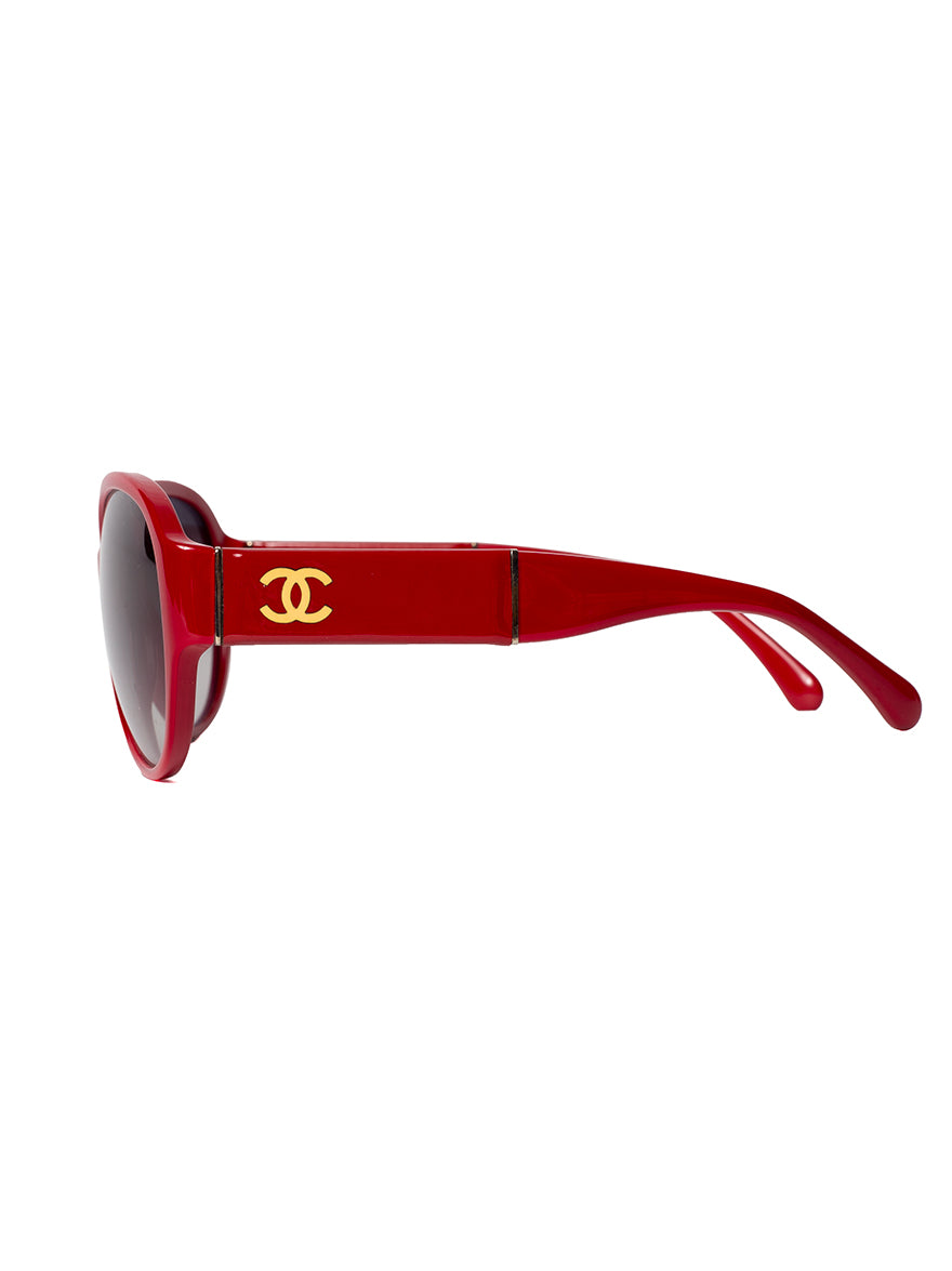 Óculos vermelho Chanel
